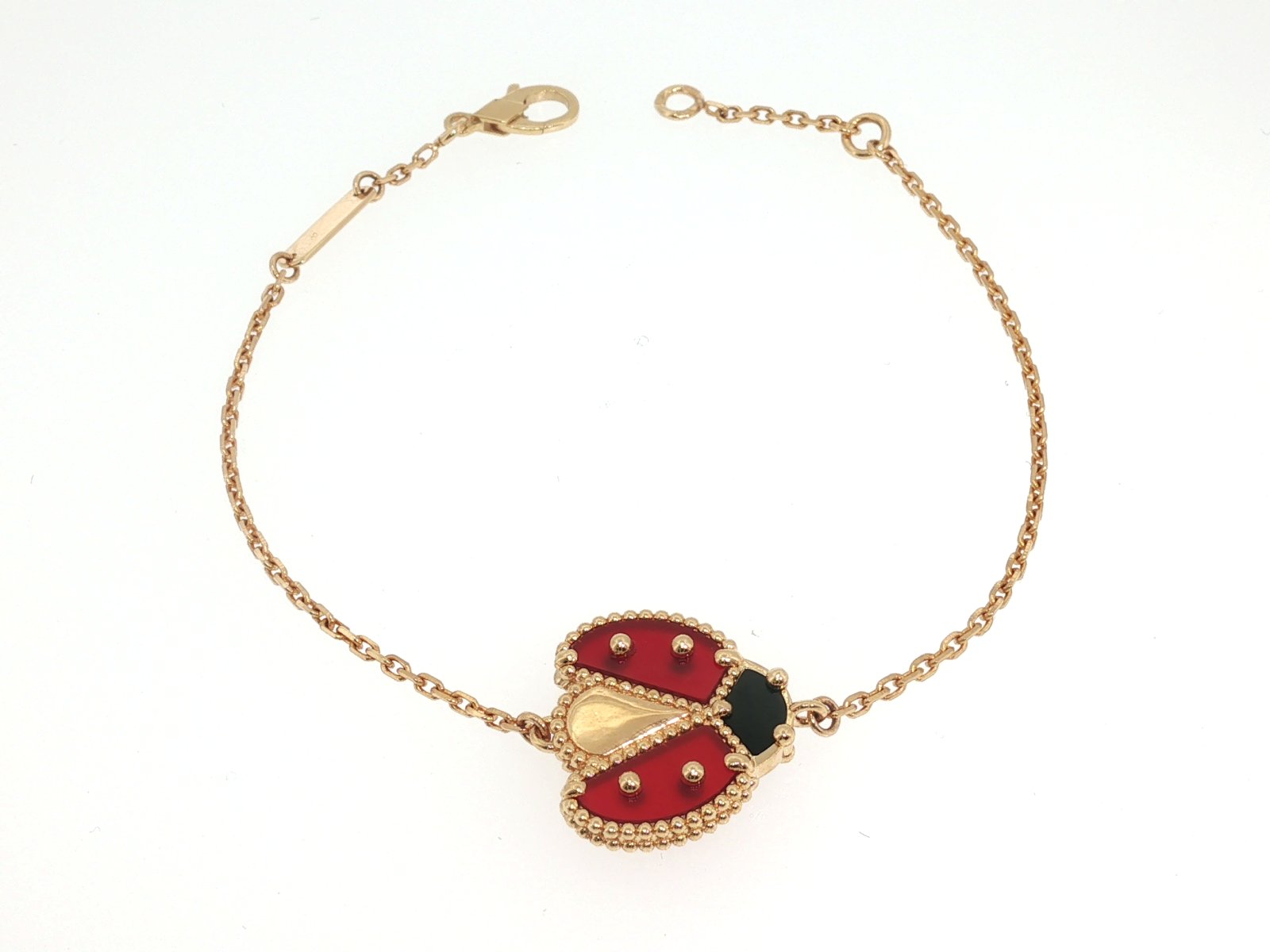 Bracelet in Yellow Gold 18k with ONIX and Coral — Bracelets — Yellow Gold 18k